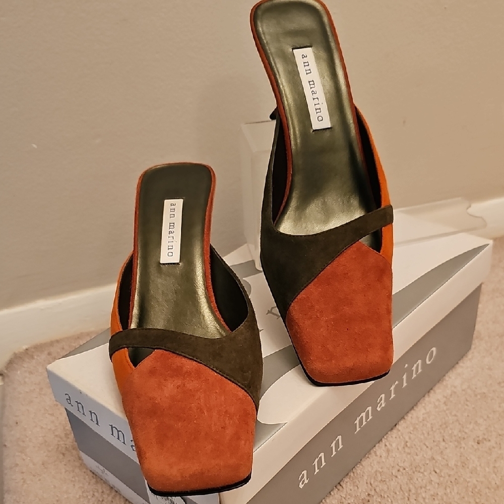 Ann Marino Two-Tone Suede Slide Mules in Burnt Orange and Olive